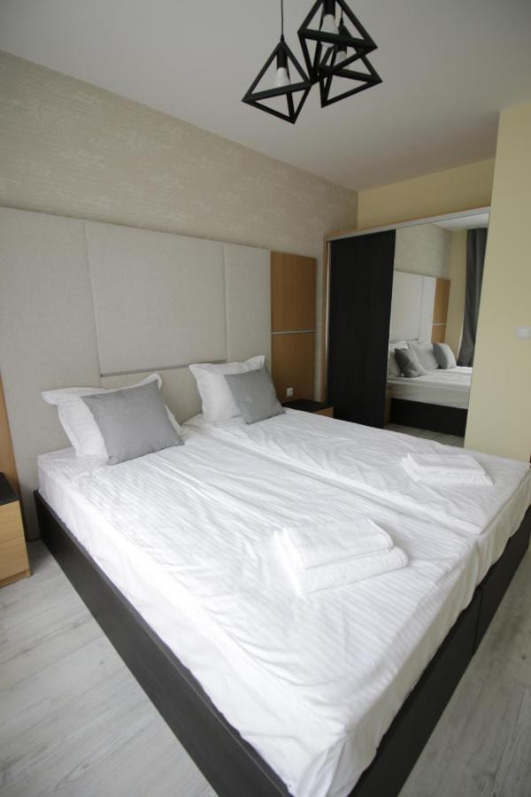 Ilarion 5 At Center Apartment Varna