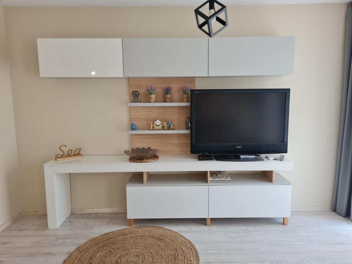 Ilarion 5 At Center Apartment *
